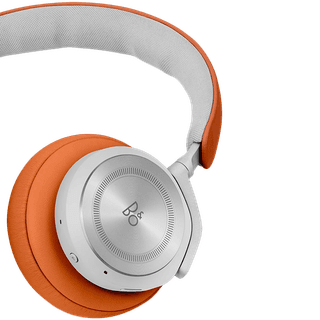 Bang & Olufsen Beoplay HX Timber