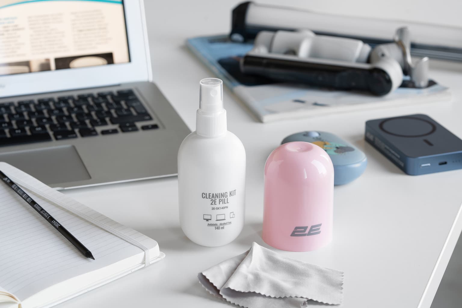 2E Cleaning kit PILL for office equipment (liquid 140ml, whipe 20cm), white-pink - 3