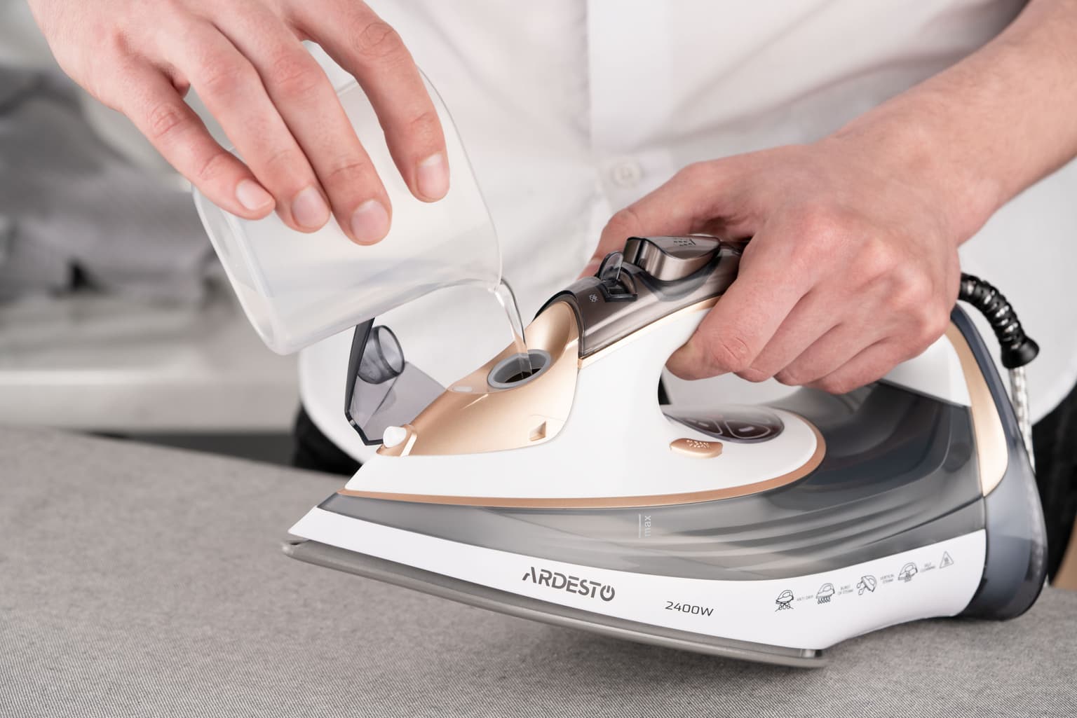 Ardesto iron IR-B2245-E, 2400W, 400ml, steam boost, electric management, ceramic soleplate, white-grey - 5
