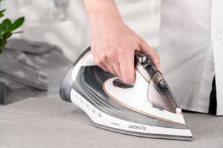 Ardesto iron IR-B2245-E, 2400W, 400ml, steam boost, electric management, ceramic soleplate, white-grey - 6