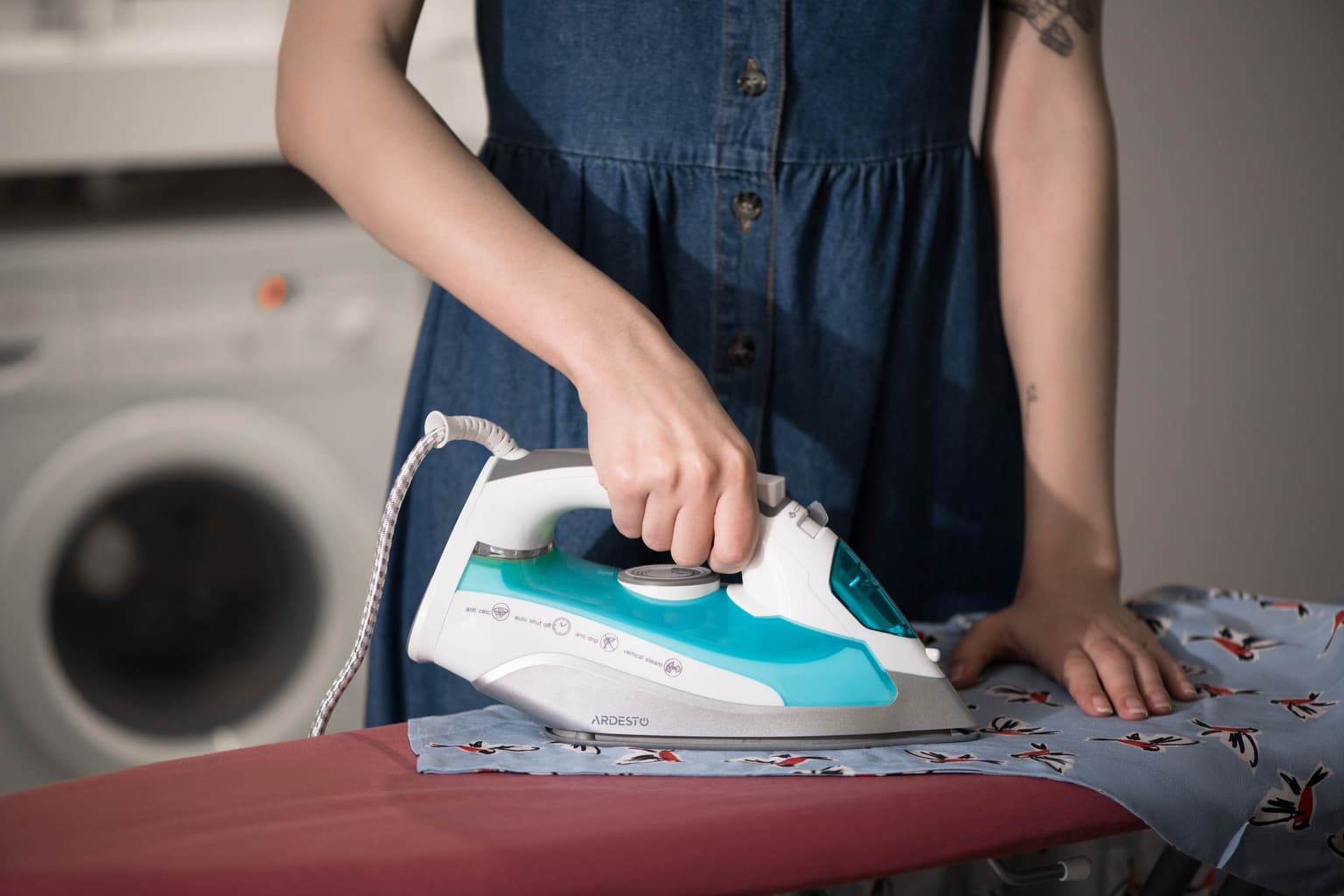 Ardesto Iron IR-C2228-TQ, 2200W, 280ml, steam boost-100gr, ceramic soleplate, blue - 2