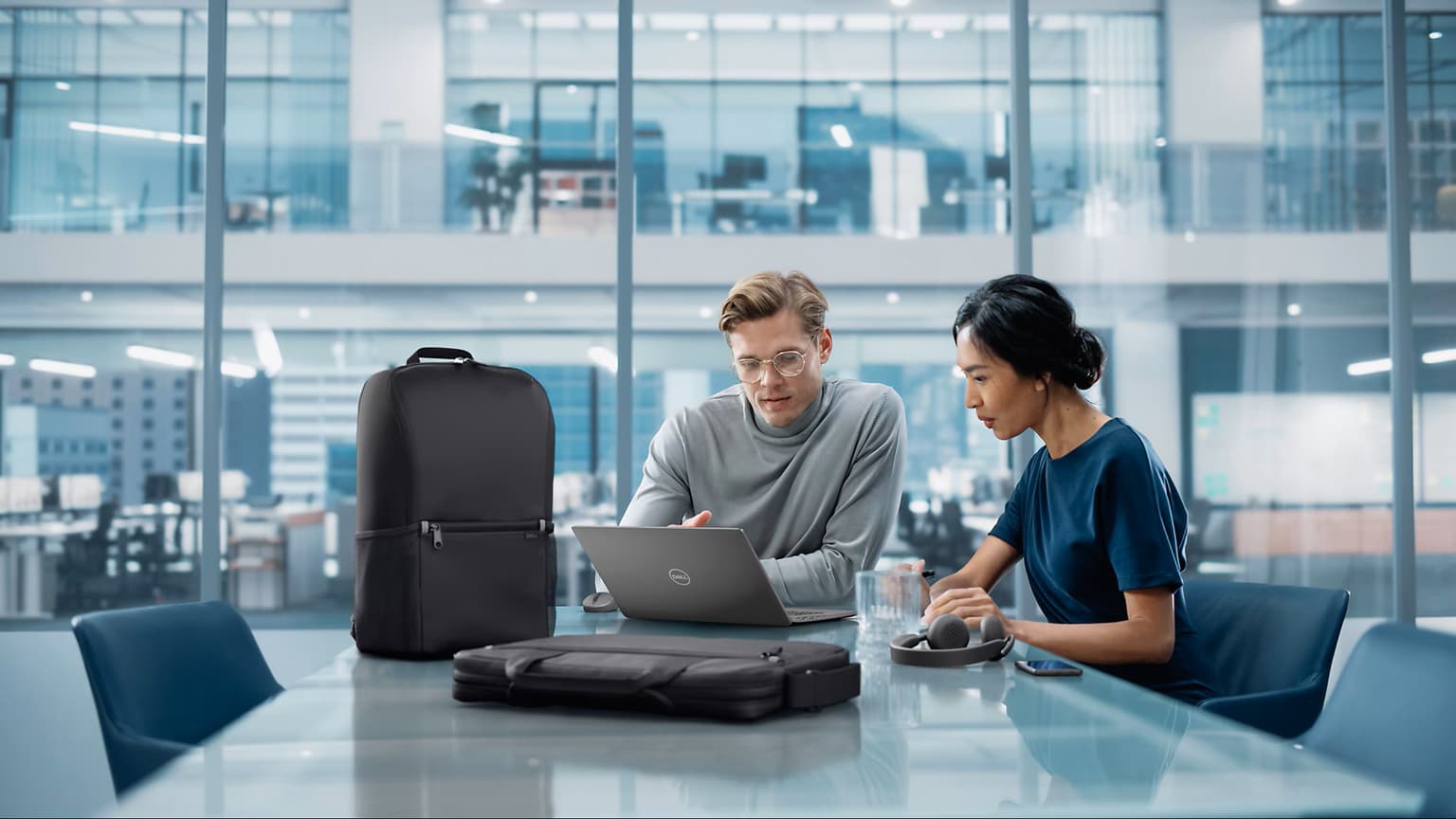 Dell EcoLoop Essential Briefcase 14-16 - CC3624 - 6