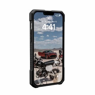 UAG Monarch Pro Magsafe case for iPhone 14 Plus, Carbon Fiber - 3