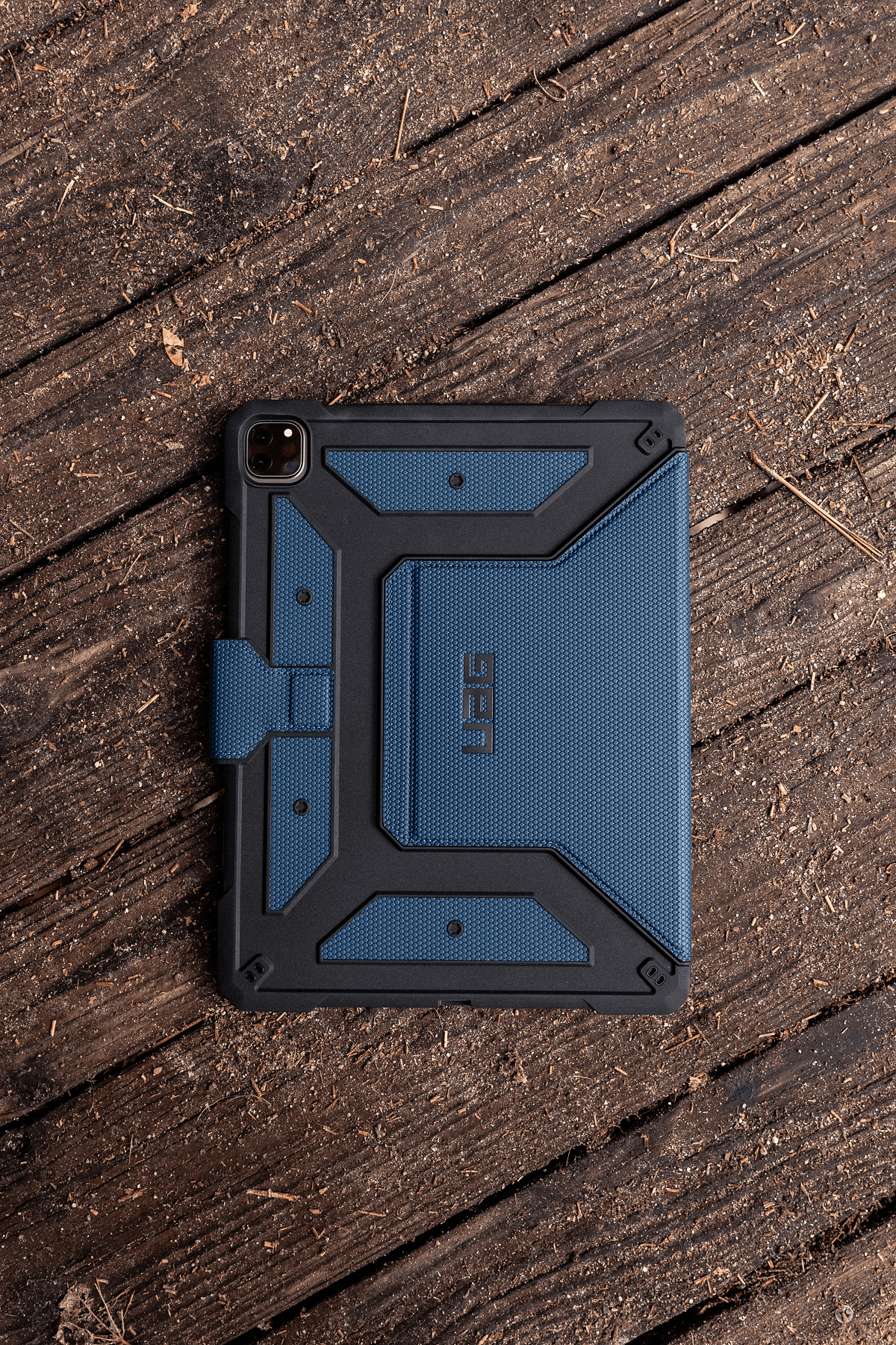 UAG Metropolis case for iPad Pro 12.9"(Gen 4-6, 2020-2022), Cobalt - 2